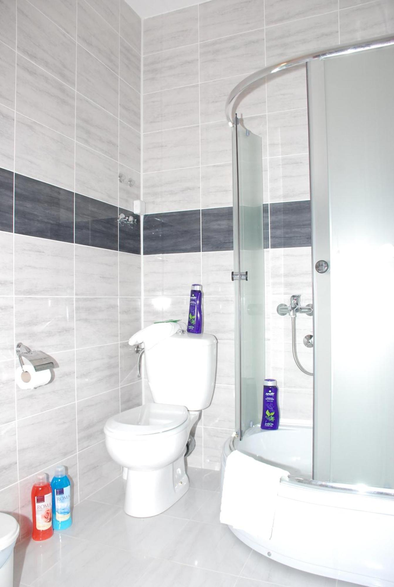 M Garni Hotel Враня Екстериор снимка